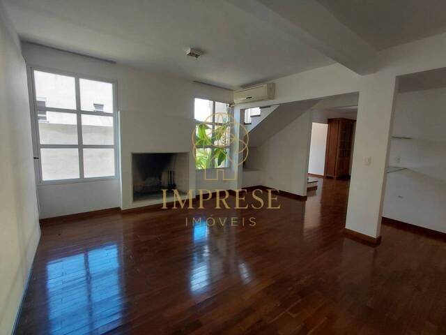 Casa para Venda em Cotia - 3