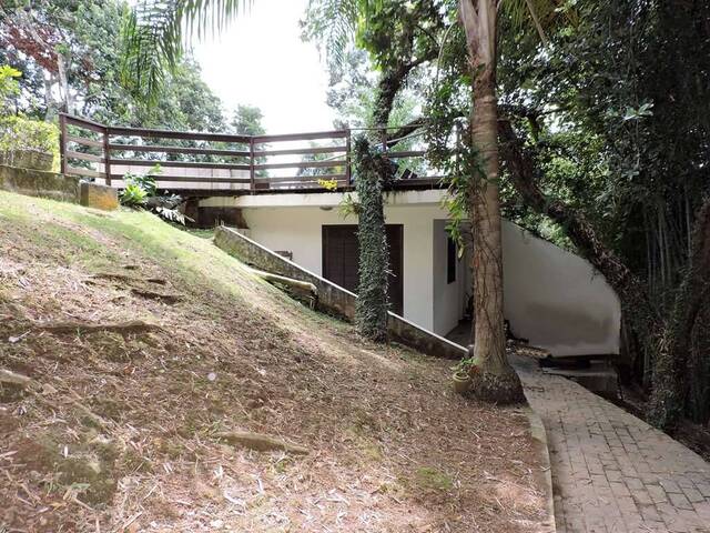 #5944 - Sobrado para Venda em Carapicuíba - SP - 2