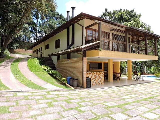 Sobrado para Venda em Carapicuíba - 4