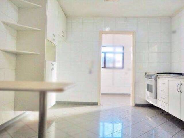 Sobrado para Venda em São Paulo - 4